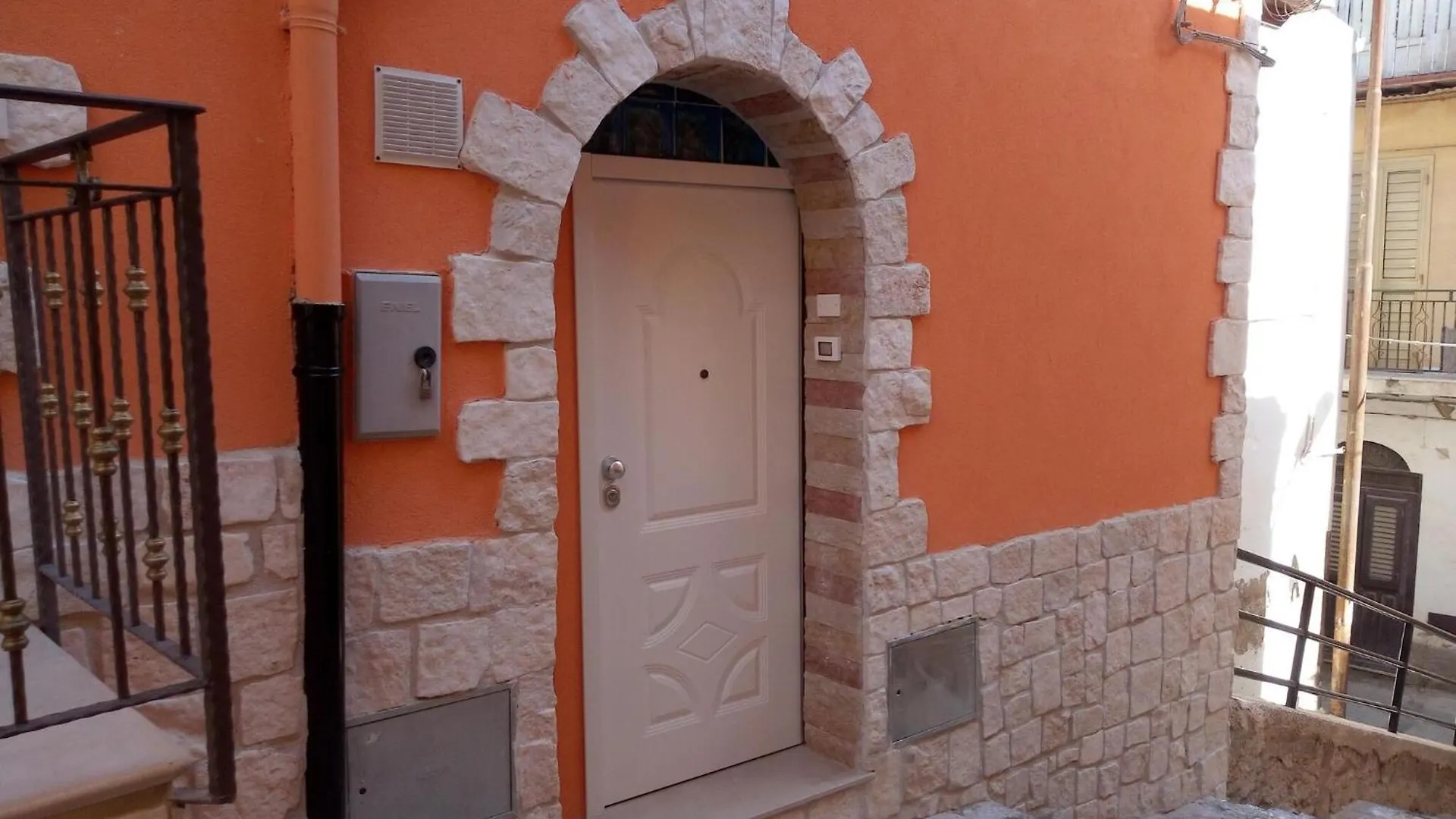 Cozy Holiday Home In Agrigento In A Delightful Area