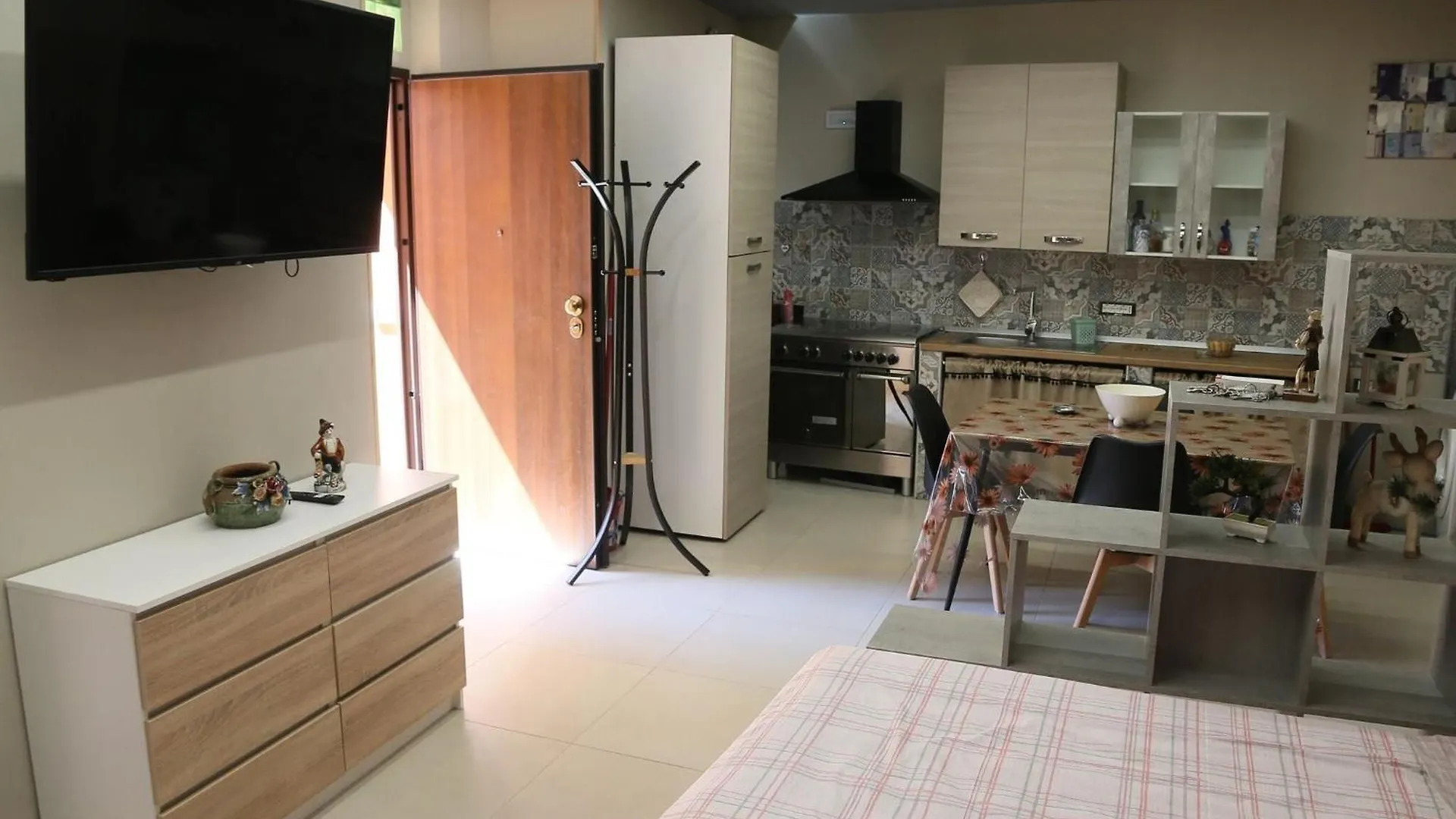Cozy Holiday Home In Agrigento In A Delightful Area 0*,