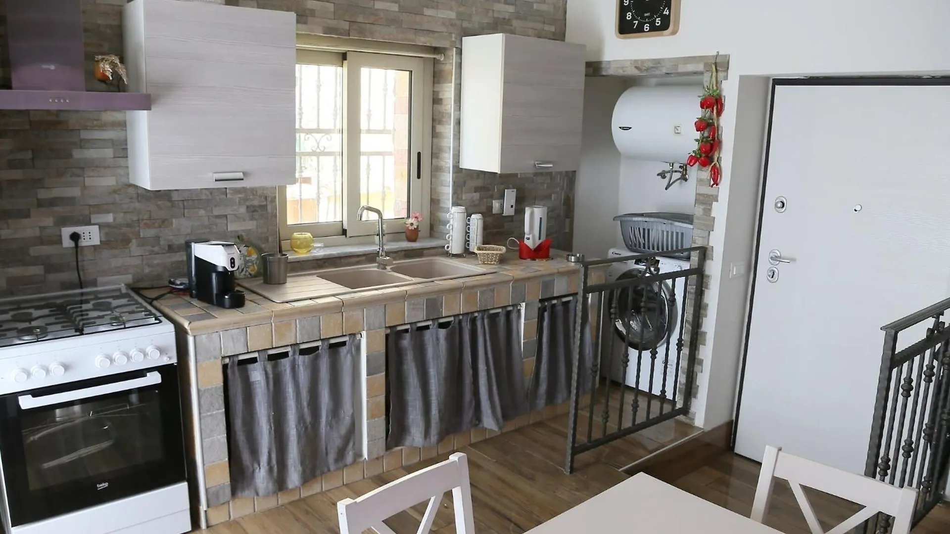 Cozy Holiday Home In Agrigento In A Delightful Area